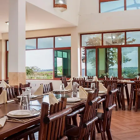 Resort Nyange And Marina Kisubi