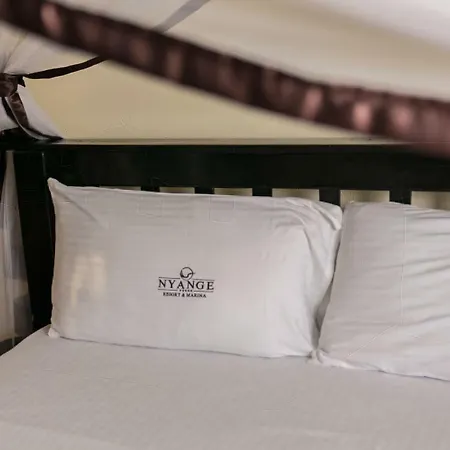Resort Nyange And Marina Kisubi